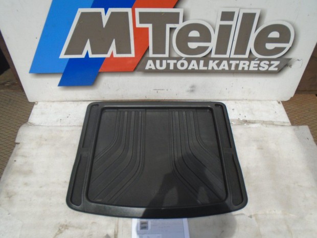 [GYRI J] BMW - Csomagtr tlca gumi - F45 Active / 2-es